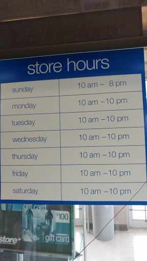 Real Canadian Liquorstore™ 100th Street - Thumbnail