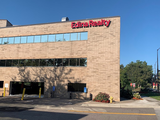 Edina Realty - Wayzata | Lake Minnetonka Real Estate Agency