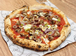 Photo n°28 de La pizzaiola ( Tipico pizza ) à Fontaine (Pizzeria)