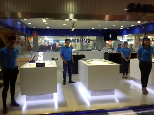 Samsung Experience Store - Bekasi Cyberpark, Author: Rara RJ