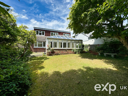 Stuart Reynolds - Estate Agent - Thumbnail