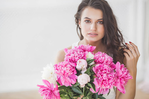Roxanas Flower Delivery