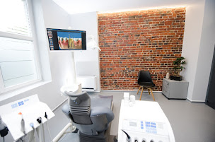 Photo n°2 de Dr Eveno Brice à Brebières (Dentiste)