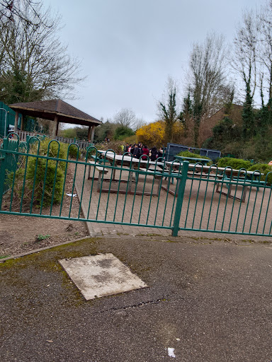 Oakridge School & Nursery