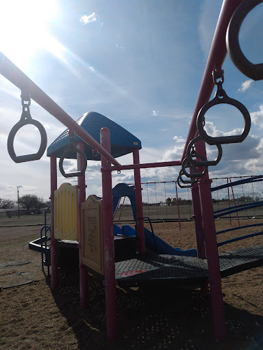 Highland park village Park