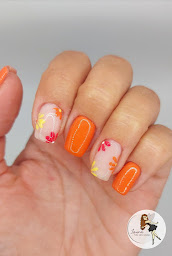 Photo n°19 de Laura, fée des ongles à Trédion (Salon de manucure)
