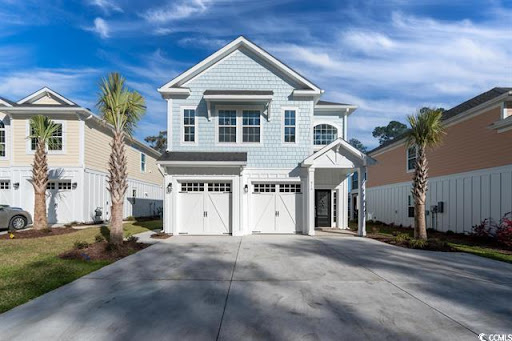 Christianna Vlahos Broker / REALTOR® Gallery - United States