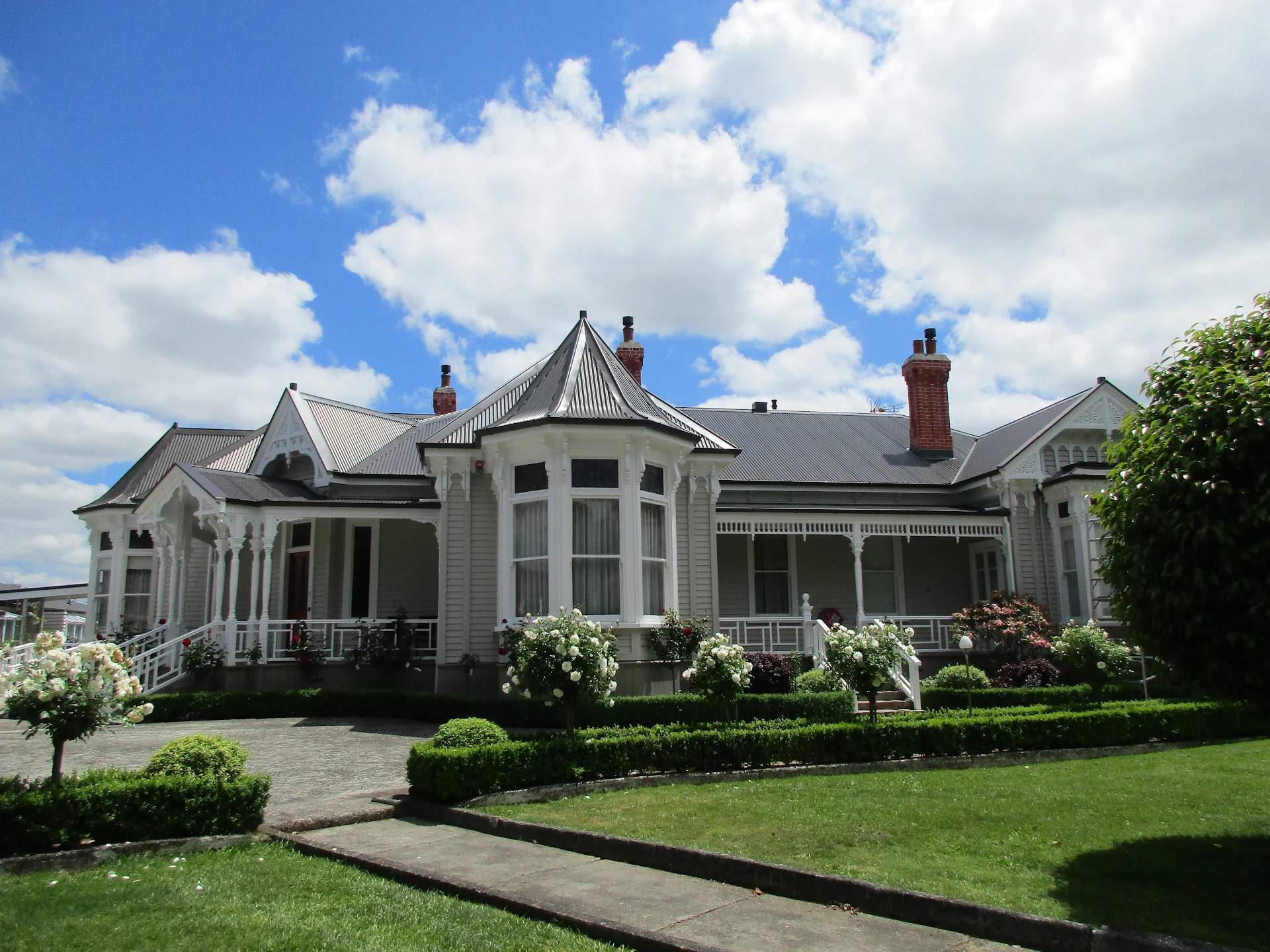 Valmai House & Motel Cambridge