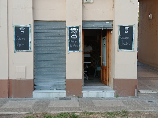 Laure's - Visual