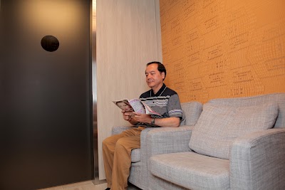 Photos of Champion LASIK Augenklinik