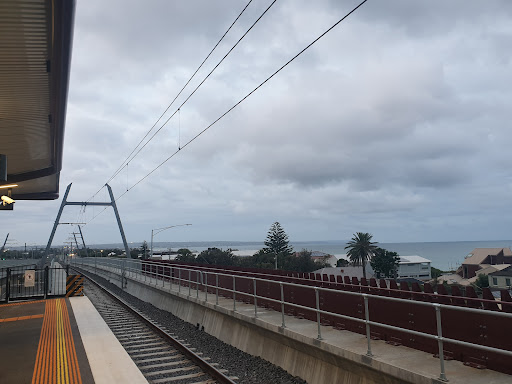 Carrum Station/Station St