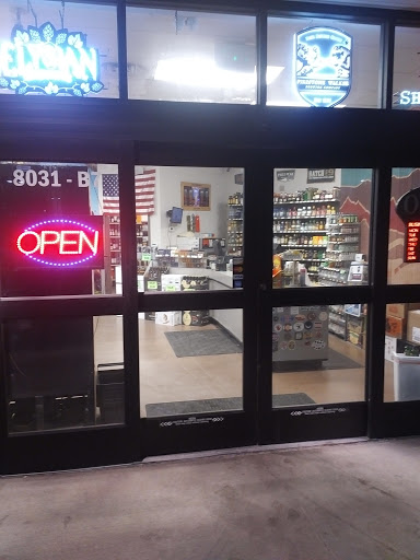 3 S Liquor Store