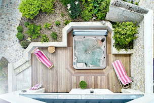 Photo n°12 de PISCINALIS à Rivedoux-Plage (Service de réparation de piscines)