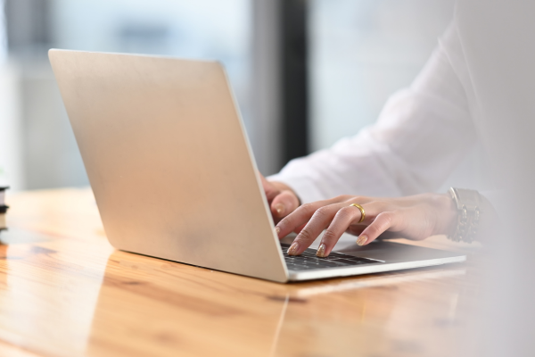 IriaCo Community Manager