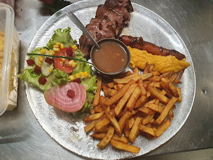 Photo n°51 de Restaurant pizzeria de l enclos à Pleyben (Restaurant français)