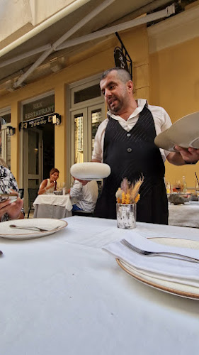 Rex Restaurant Ανοιχτές ώρες