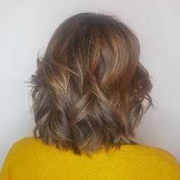 Photo n°21 de L'Appart à Tifs. Salon privé et Coiffeuse à Domicile à Caluire-et-Cuire (Salon de coiffure)