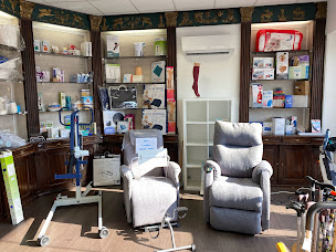 Photo n°2 de ELM Santé à Dompierre-sur-Besbre (Magasin de matériel médical)