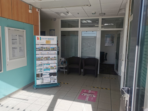 CREDIT AGRICOLE YZEURES-SUR-CREUSE - Thumbnail