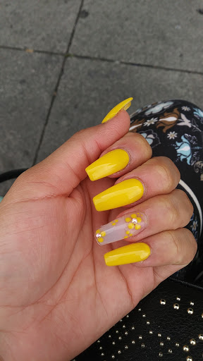 Center Nails & Hair Gallery - United States