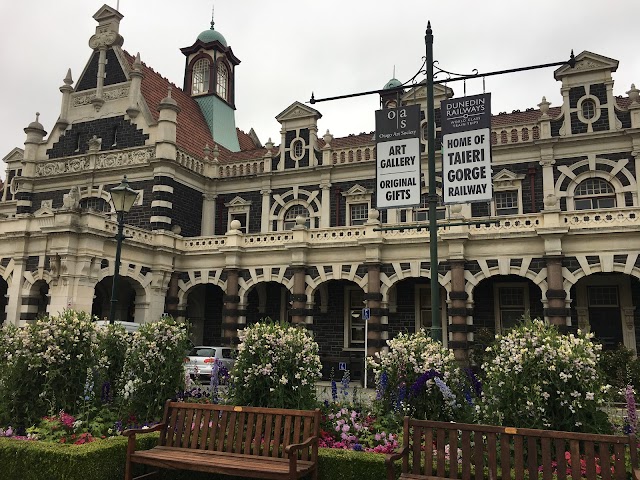 Dunedin Railway Station