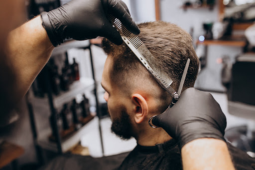 EL BARBERO Peluquería de caballeros. - Thumbnail