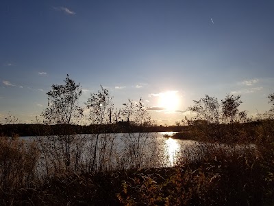 Prairie Park Fishery Trail/Sac and Fox Trail Fork