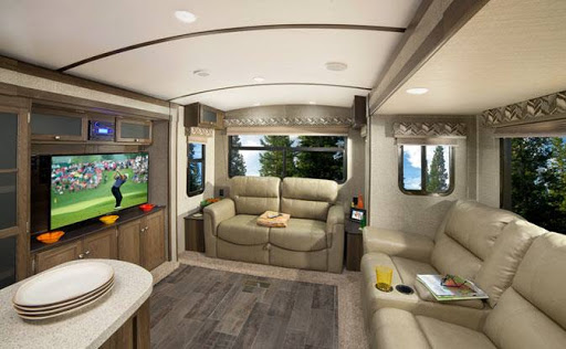 Larry's RV Sales & Service
