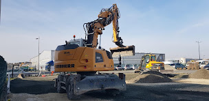 Photo n°3 de SARL Lubrano à La Jarne (Société de transport routier)