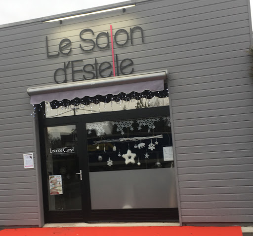 LE SALON D ESTELLE VISTE LUCAS ESTELLE