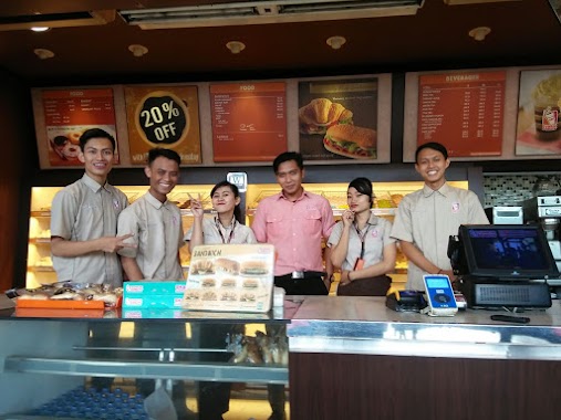 Dunkin' Donuts, Author: Yogi Aminarto