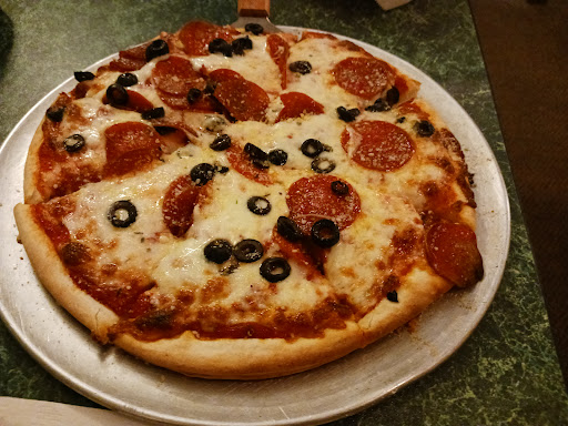 Vince's Pizzaria - Thumbnail