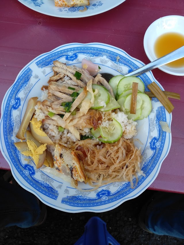 Cơm Tấm 8 Diệu( Cơm Tấm Ống Khói )