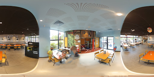Photo 10 - Burger King
