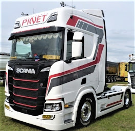 Photo n°20 de Transports Pinet à Sillery (Société de transport routier)