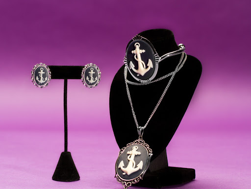 Couture By Lolita - Thumbnail