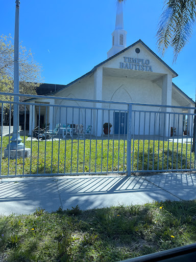 Templo Bautista Monte Calvario - United States