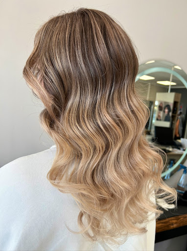 Enorm Friseursalon - Thumbnail
