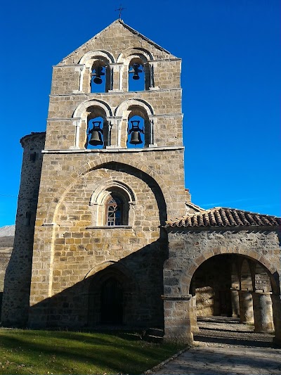 Photos of San Salvador de Cantamuda