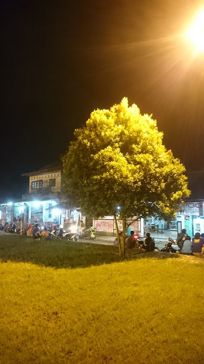 Photos of Alun-Alun Sidareja