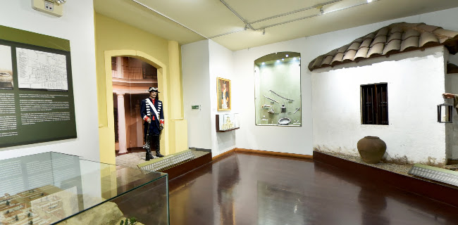 Comentarios y opiniones de Museo Histórico de Carabineros