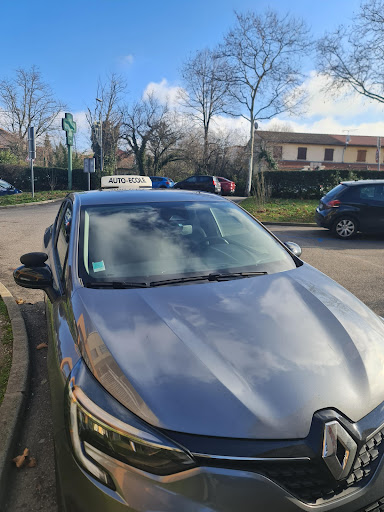 Photo de La Référence Auto Ecole à Décines-Charpieu à Miribel (01700)