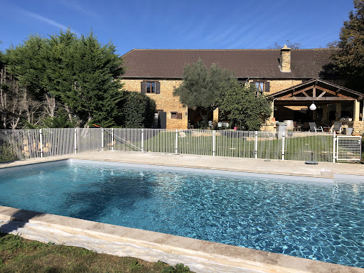 Photo de La Grange de Langlade: Gîte et Chambre d'hôtes, avec piscine et spa en campagne, Gîte de groupe en Dordogne, Périgord Noir