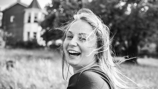 Sarah Galvan - Thumbnail