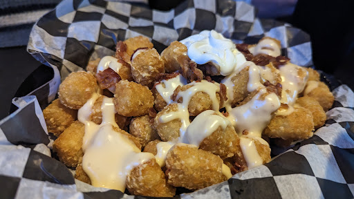 The Hideout Arcade Bar & Grille - Thumbnail