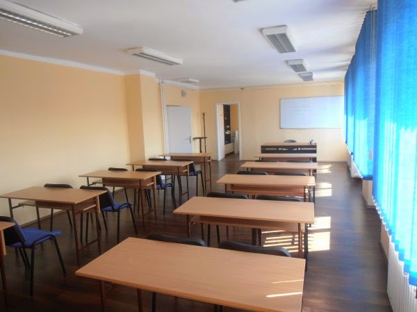 Opinii despre Rutin-OKT Kft în Esztergom - Iskola