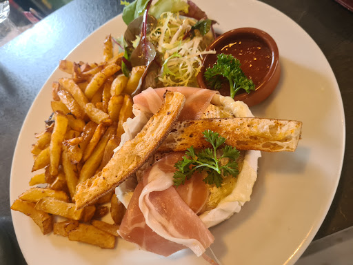 Photo 3 - Bistro du Château