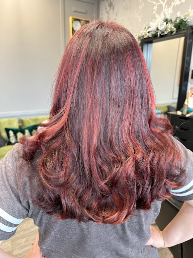 Sol & Mane Hair Studio - Thumbnail