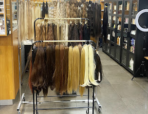 Photo n°9 de Chichis de femmes à Strasbourg (Magasin de perruques)