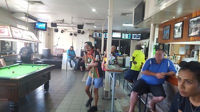 Photos of Crown Hotel